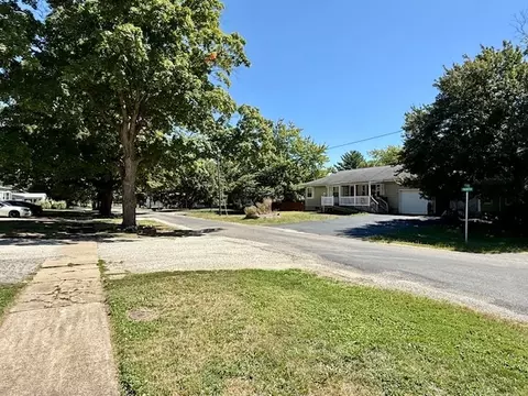Exterior - 708 E North St, Monticello, IL 61856 photo 10 of 10