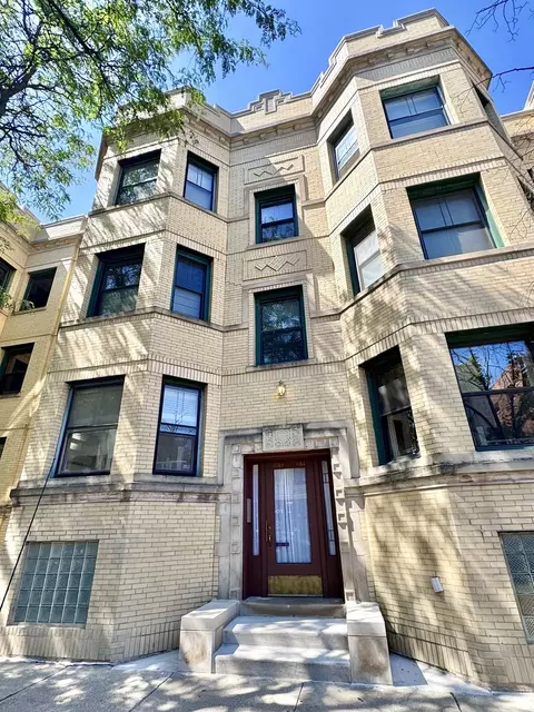 4182 N Clarendon Ave #1S, Chicago, IL 60613