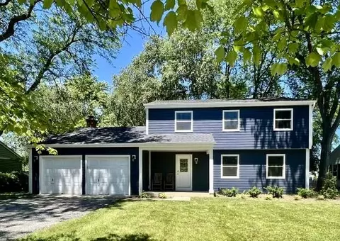 1335 Chillem Dr, Batavia, IL 60510