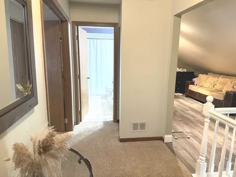 Entry Way - 1525 Teri Ln, Algonquin, IL 60102 photo 2 of 5