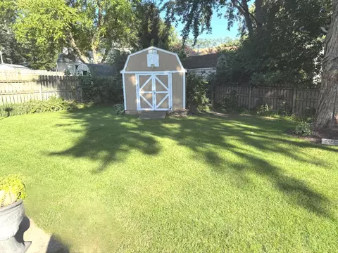 Exterior - 1525 Teri Ln, Algonquin, IL 60102 photo 7 of 9