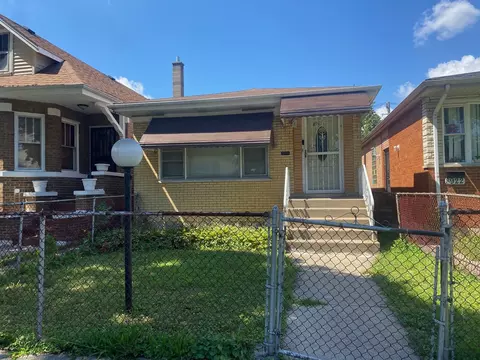 8926 S Lowe Ave, Chicago, IL 60620