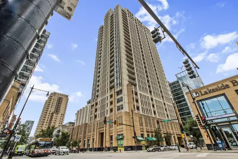 1400 S Michigan Ave #704, Chicago, IL 60605