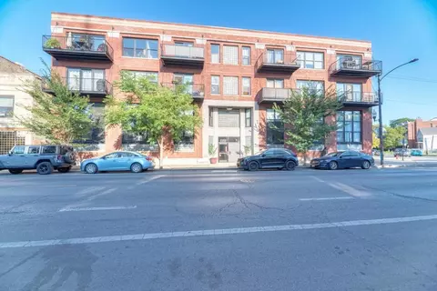 2161 N California Ave #201, Chicago, IL 60647