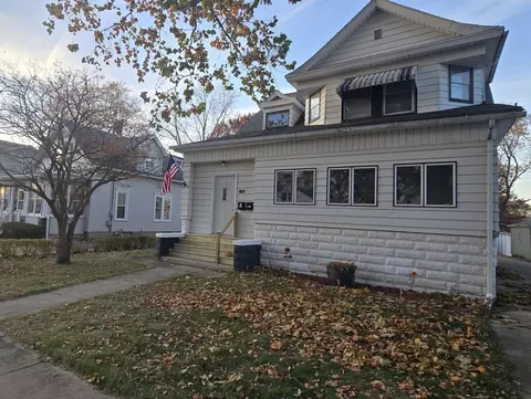 1352 Illinois Ave, Ottawa, IL 61350