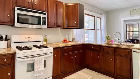 Kitchen - 1203 S Linden St, Normal, IL 61761 photo 3 of 9