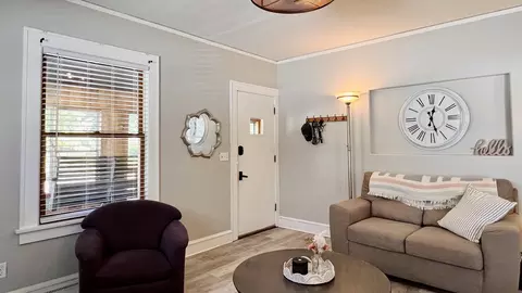 Living - 1203 S Linden St, Normal, IL 61761 photo 4 of 5
