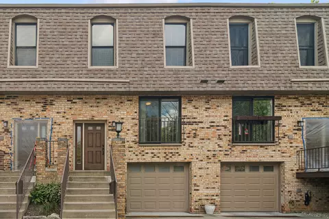 719 N Old Rand Rd #719, Lake Zurich, IL 60047