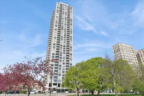 2020 N Lincoln Park West St #3H, Chicago, IL 60614