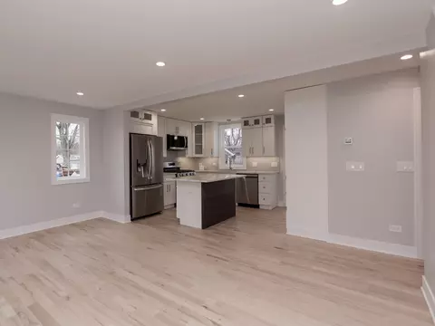 Living - 6310 Hilly Way, Cary, IL 60013 photo 1 of 9