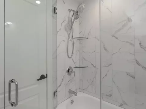 Bath - 6310 Hilly Way, Cary, IL 60013 photo 1 of 7