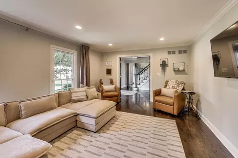 404 Appollo Ct, Wheaton, IL 60189 photo 7