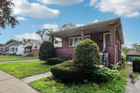 17064 Shea Ave, Hazel Crest, IL 60429 photo 2