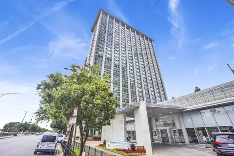 3600 N Lake Shore Dr #1403, Chicago, IL 60613