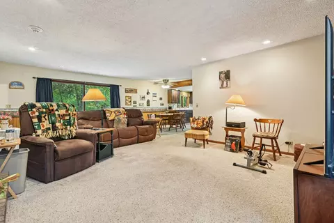 8116 Maple St, Marengo, IL 60152 photo 18