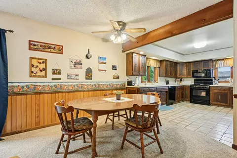 8116 Maple St, Marengo, IL 60152 photo 15