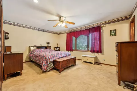 8116 Maple St, Marengo, IL 60152 photo 5