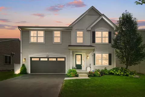 247 Minuet Cir, Volo, IL 60073