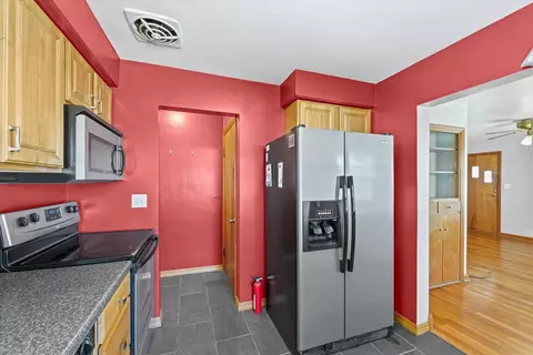 308 S Draper Ave, Champaign, IL 61821 photo 12