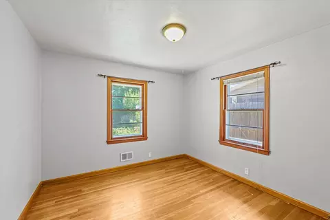 308 S Draper Ave, Champaign, IL 61821 photo 17