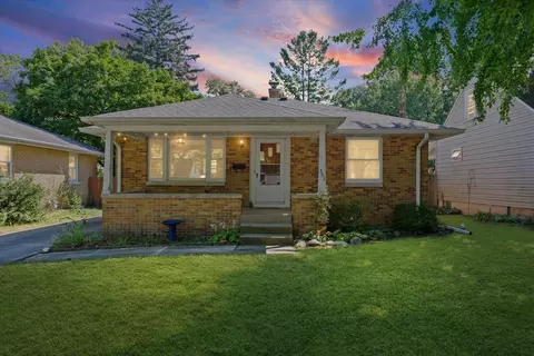 308 S Draper Ave, Champaign, IL 61821 photo 2