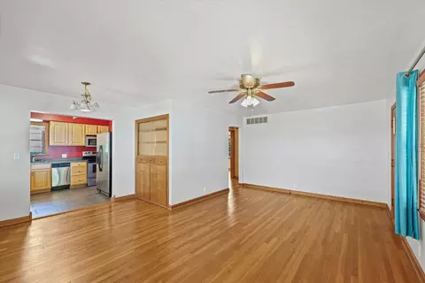 308 S Draper Ave, Champaign, IL 61821 photo 8