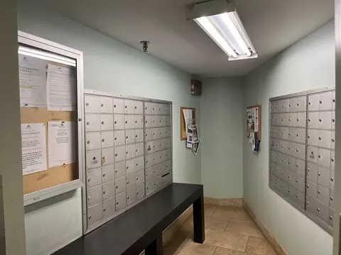 711 S River Rd #401, Des Plaines, IL 60016 photo 6