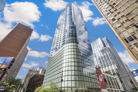 600 N Fairbanks Ct #2403, Chicago, IL 60611