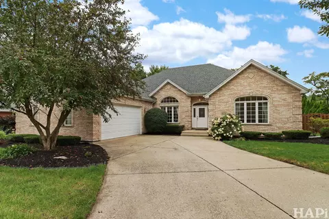 375 W Ardmore Ave, Roselle, IL 60172