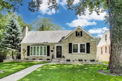 5533 N Forest Glen Ave, Chicago, IL 60630