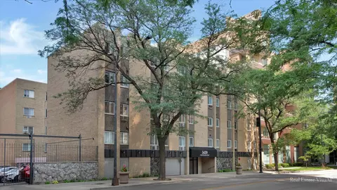5420 N Sheridan Rd #303, Chicago, IL 60640