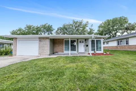 344 Sauk Trl, Park Forest, IL 60466