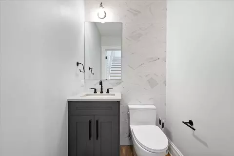 Bath - 2012 Maple Ave, Evanston, IL 60201 photo 1 of 5
