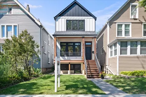 Exterior - 2012 Maple Ave, Evanston, IL 60201 photo 2 of 5
