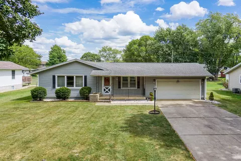 612 Oak St, Delavan, IL 61734 photo 37