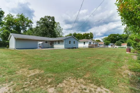 612 Oak St, Delavan, IL 61734 photo 34