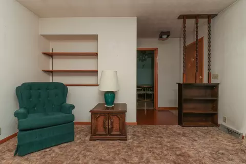 612 Oak St, Delavan, IL 61734 photo 10