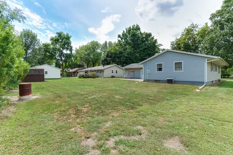 612 Oak St, Delavan, IL 61734 photo 41