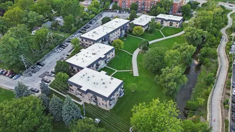 View/Area - 3355 Kirchoff Rd #6A, Rolling Meadows, IL 60008 photo 4 of 5