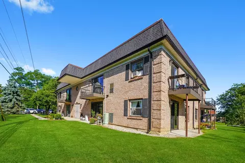 Other - 3355 Kirchoff Rd #6A, Rolling Meadows, IL 60008 photo 2 of 7