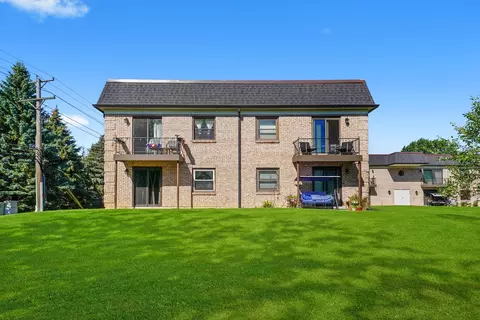 3355 Kirchoff Rd #6A, Rolling Meadows, IL 60008