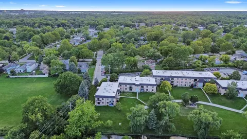 View/Area - 3355 Kirchoff Rd #6A, Rolling Meadows, IL 60008 photo 5 of 5