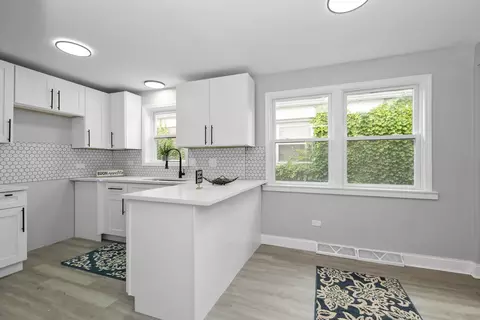 Kitchen - Undisclosed, Chicago, IL 60643 photo 5 of 7