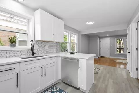 Kitchen - Undisclosed, Chicago, IL 60643 photo 3 of 7