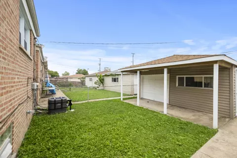 Exterior - Undisclosed, Chicago, IL 60643 photo 3 of 3