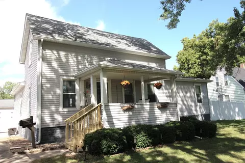 515 N Guthrie St, Gibson City, IL 60936