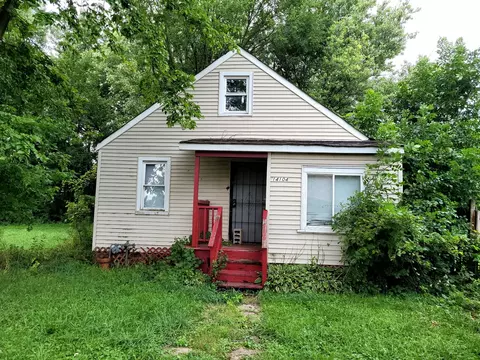 14104 S Claire Blvd, Robbins, IL 60472