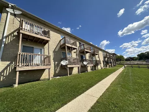 Other - 821 Bode Rd #15, Elgin, IL 60120 photo 3 of 6