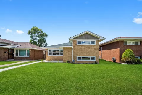 12130 S Racine Ave, Chicago, IL 60643