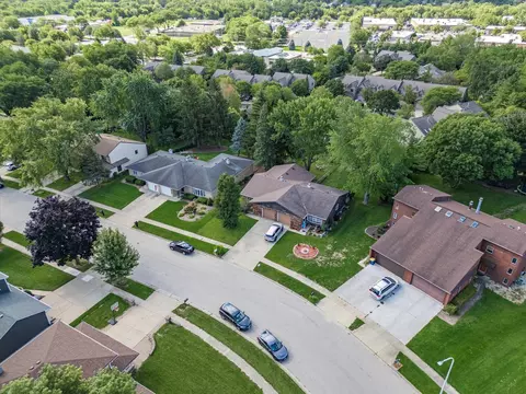 View/Area - 2023 Monday Dr, Elgin, IL 60123 photo 2 of 5